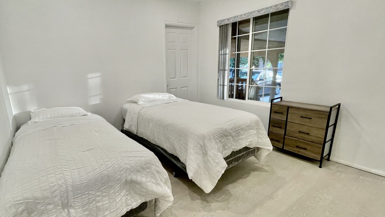 Photo of Bedroom in Reseda