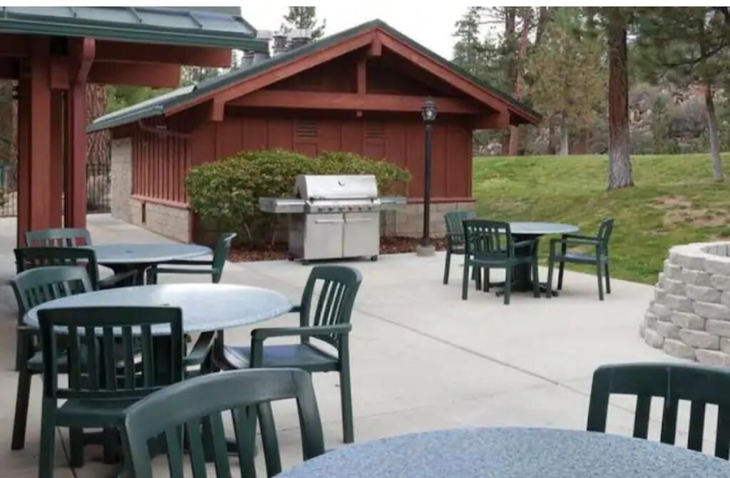 Photo of Outdoor in Castle Glen Estates