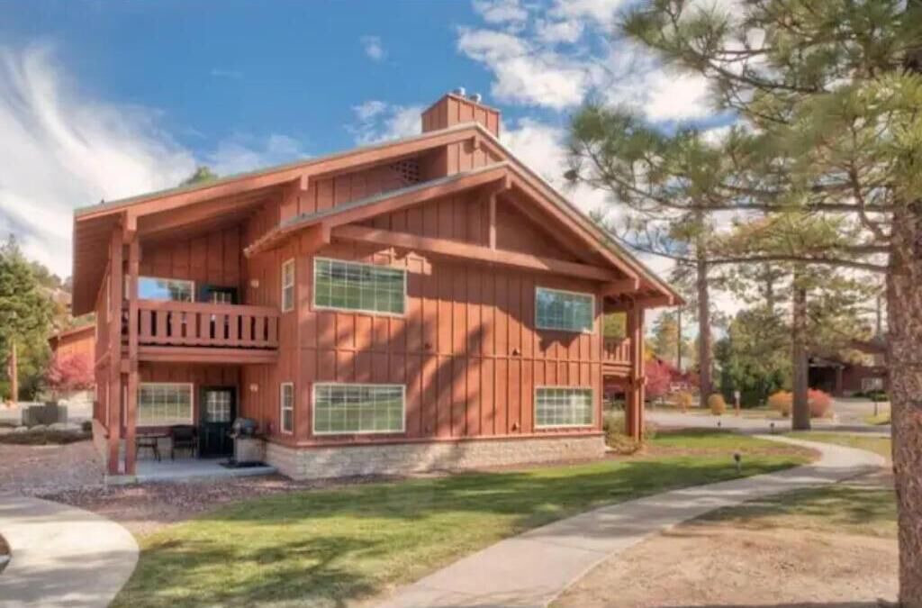 Photo of Outdoor in Castle Glen Estates