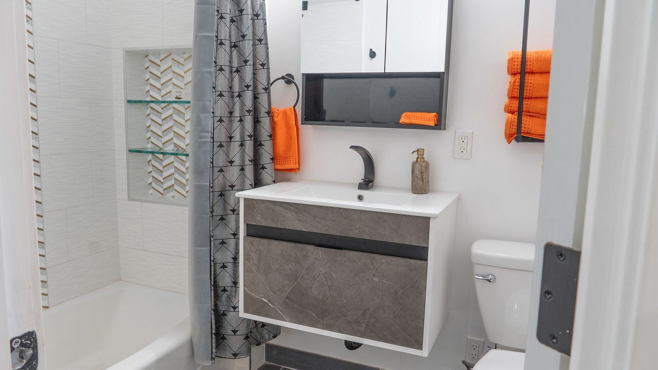Photo of Bathroom in Elysian Heights