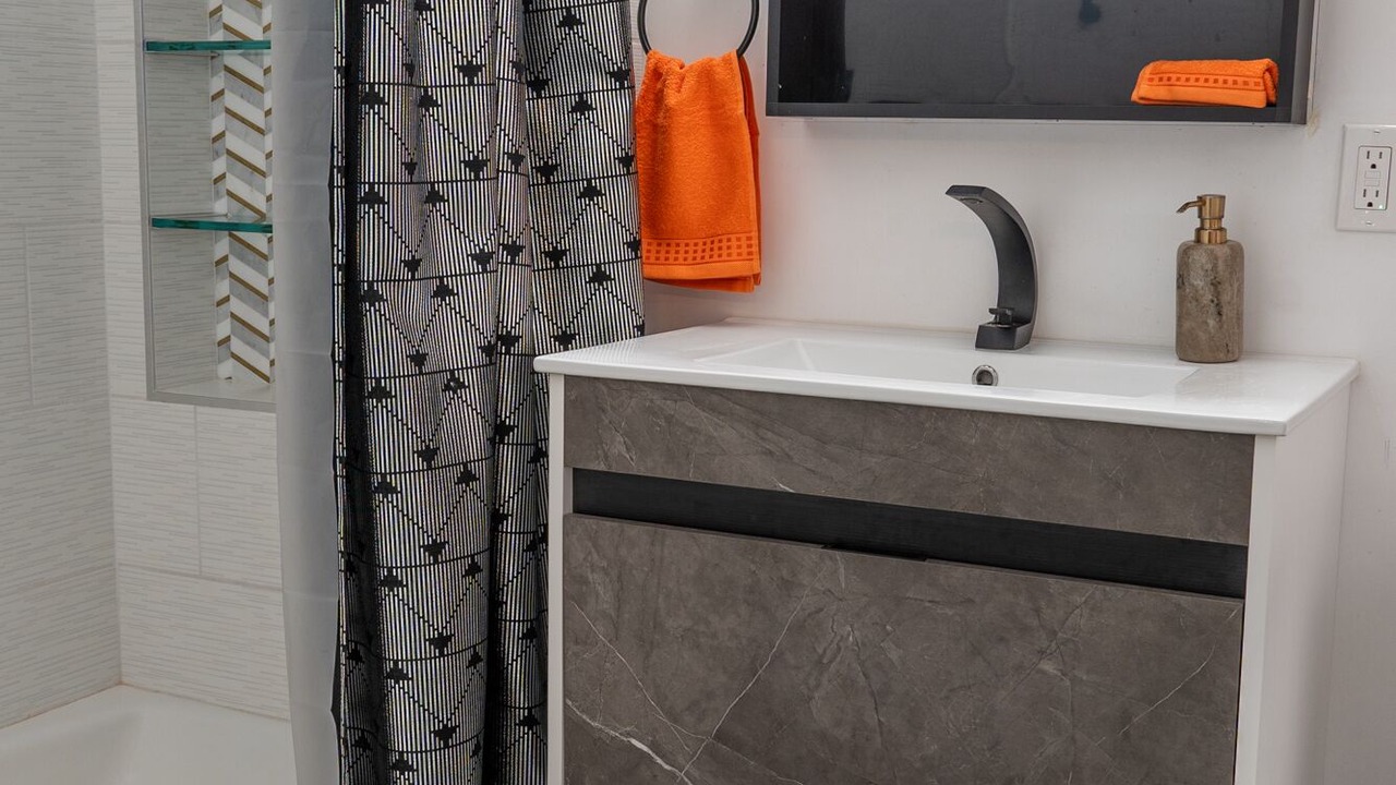 Photo of Bathroom in Elysian Heights