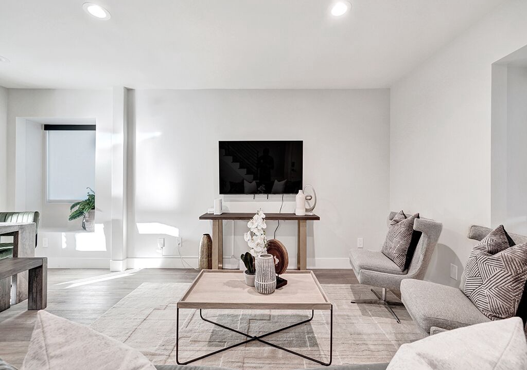 Photo of Livingroom in Fullerton