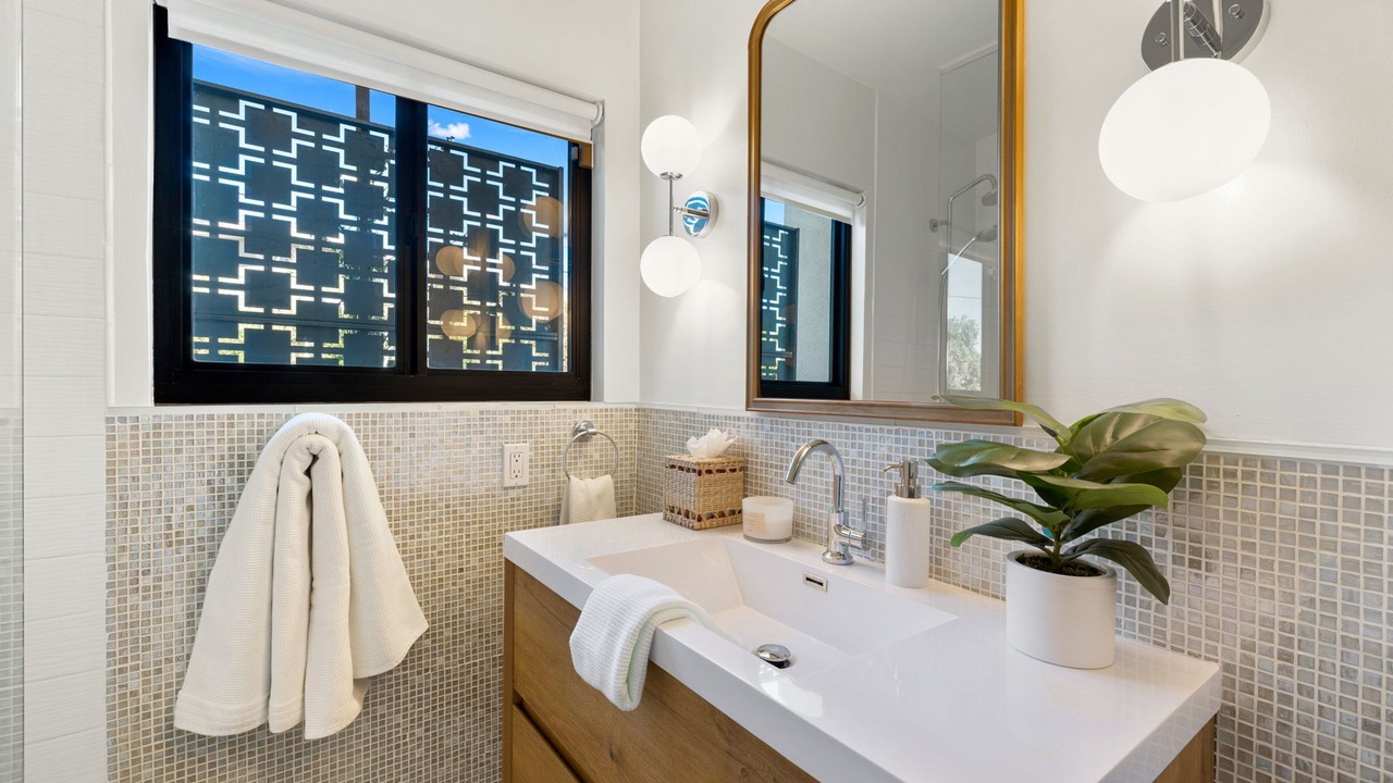 Photo of Bathroom in Chino Canyon