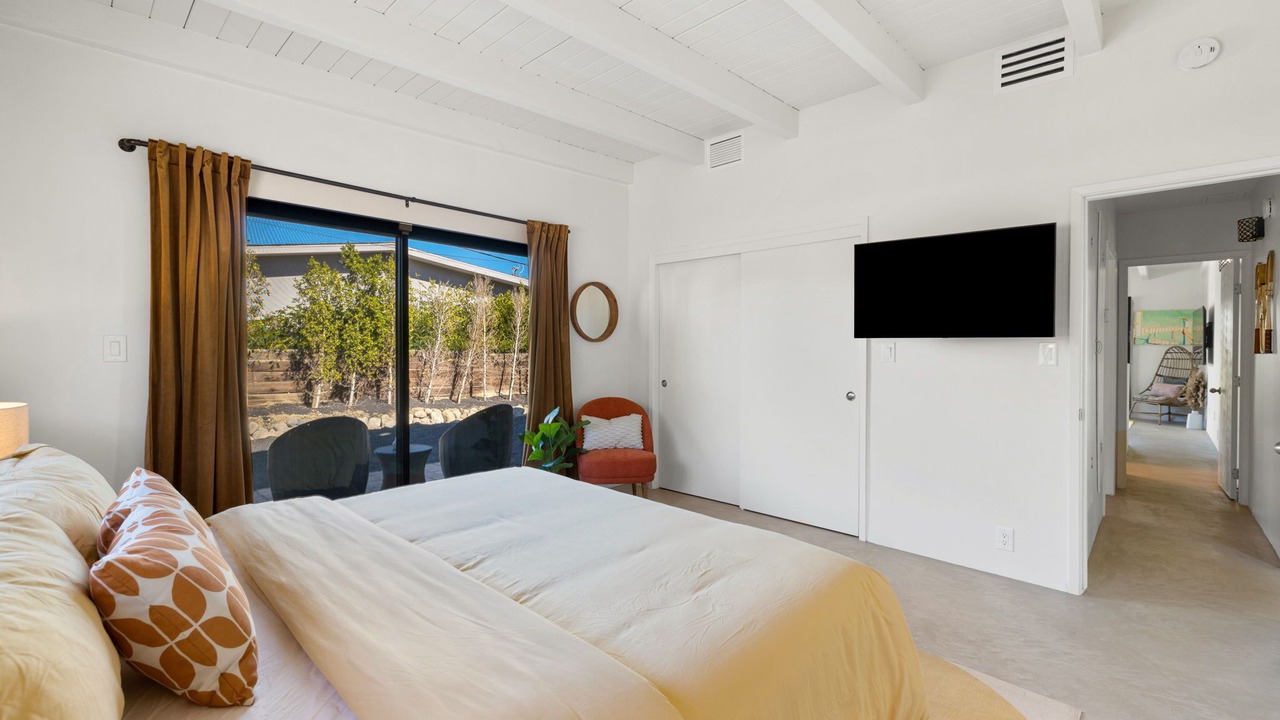 Photo of Bedroom in Chino Canyon