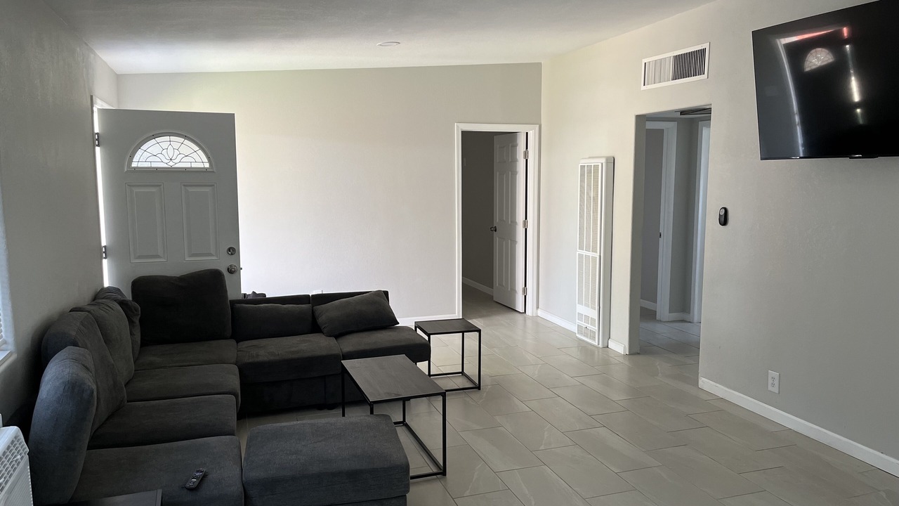 Photo of Livingroom in Blythe