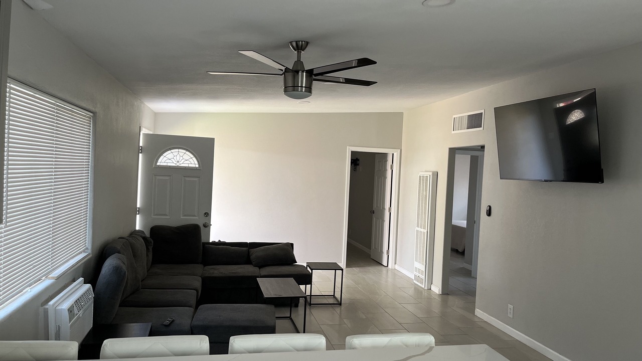 Photo of Livingroom in Blythe