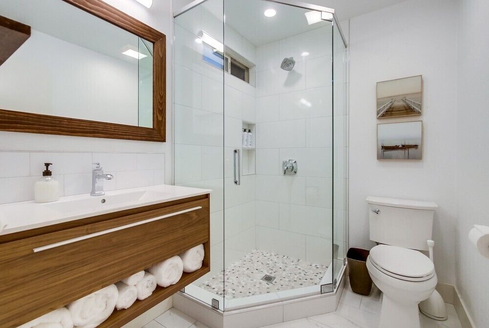 Photo of Bathroom in La Jolla Mesa