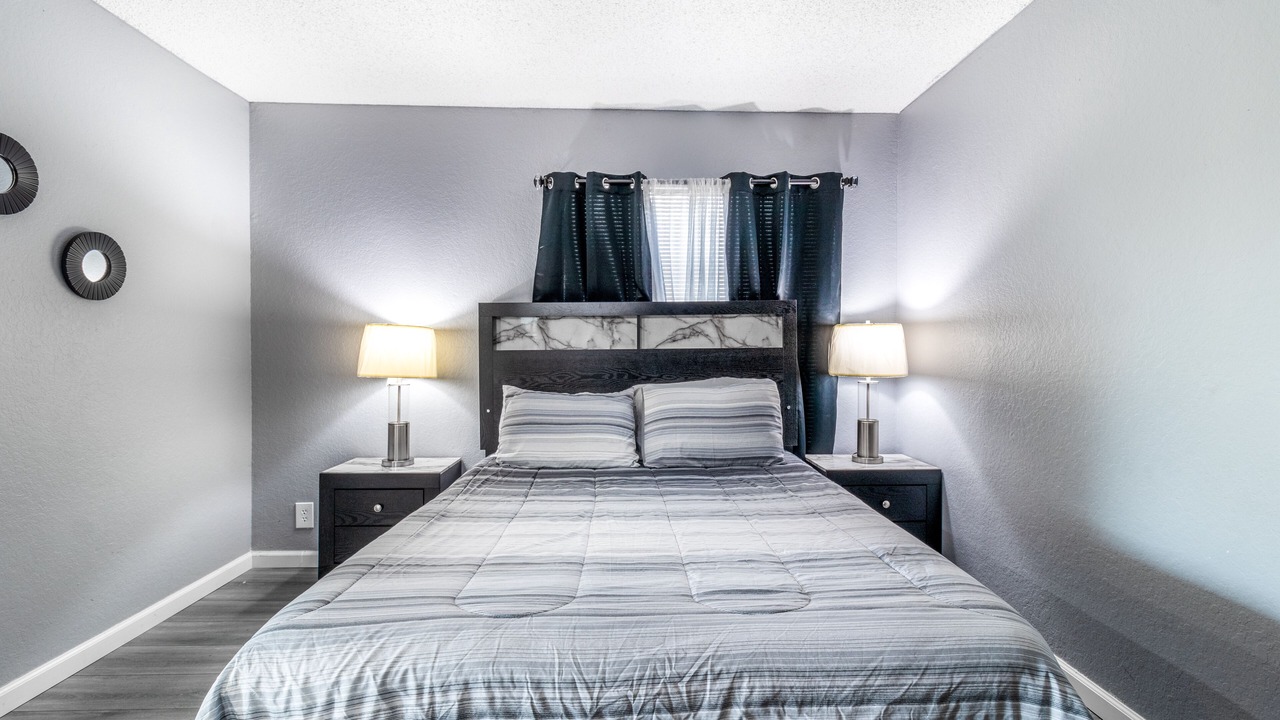 Photo of Bedroom in Palmdale