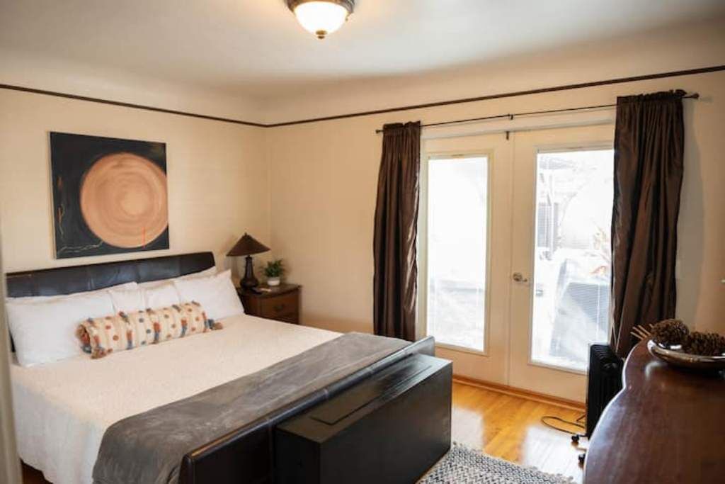 Photo of Bedroom in Van Nuys