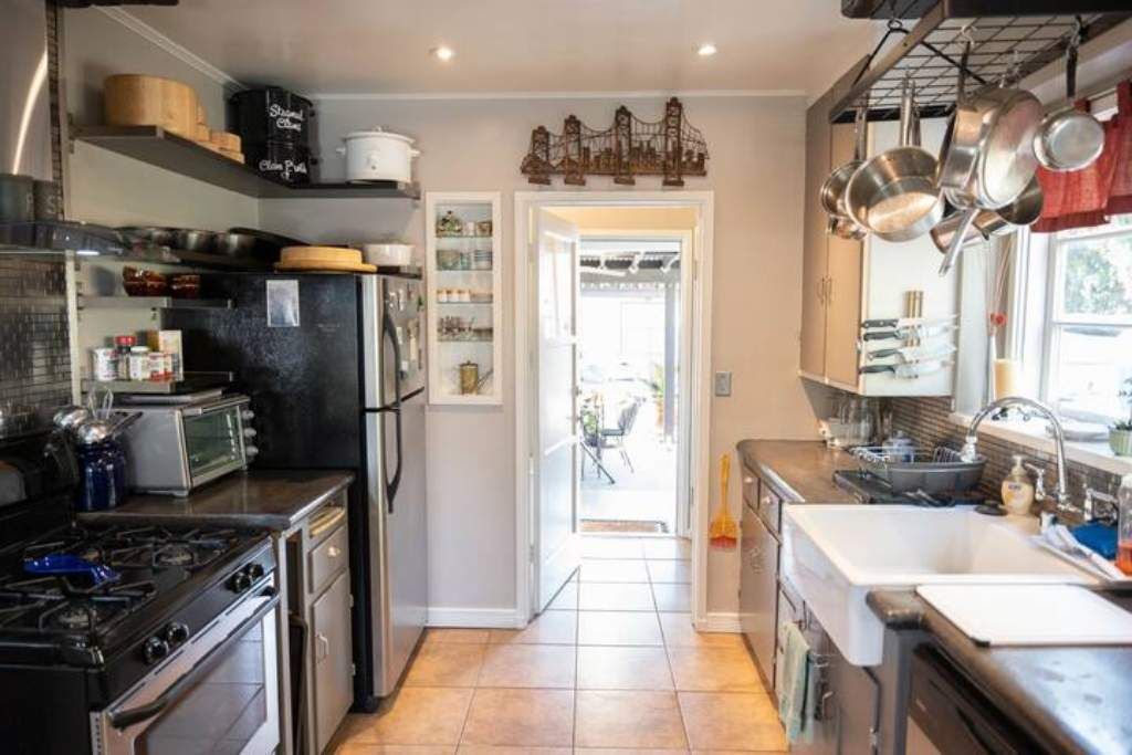Photo of Kitchen in Van Nuys