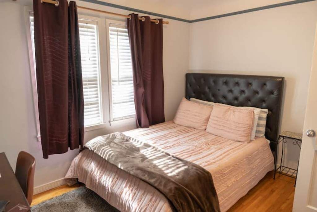 Photo of Bedroom in Van Nuys