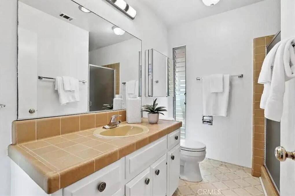 Photo of Bathroom in Old Towne