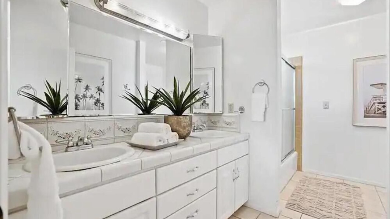 Photo of Bathroom in Old Towne