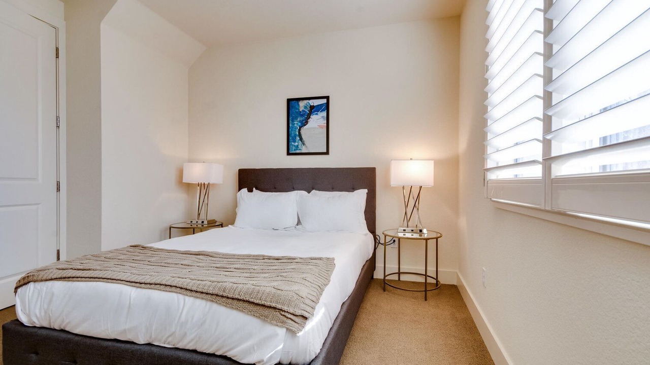 Photo of Bedroom in Menlo Park