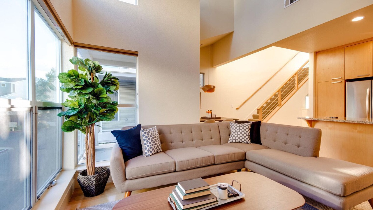 Photo of Livingroom in Menlo Park