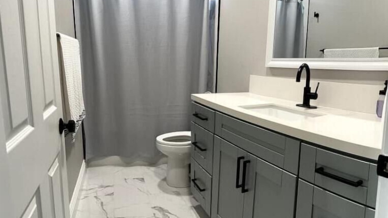 Photo of Bathroom in Rancho San Diego