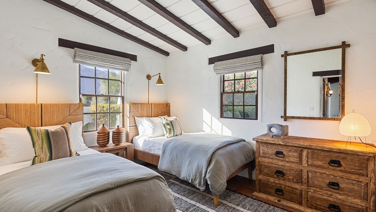 Photo of Bedroom in Araby Commons