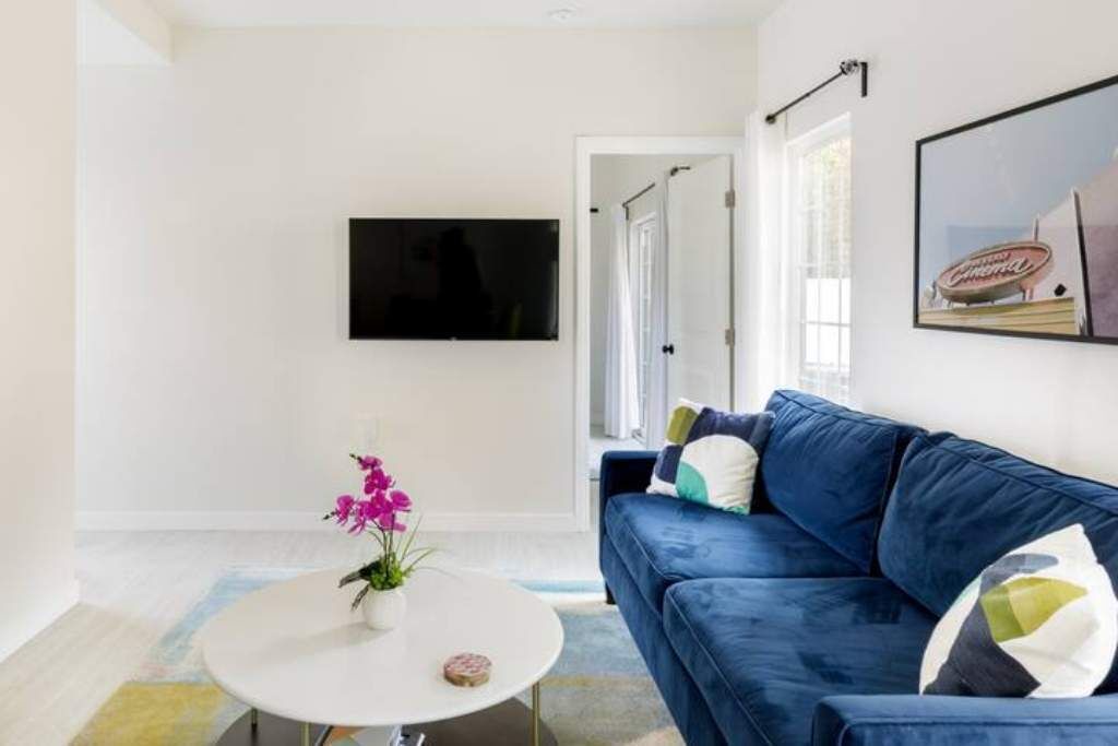 Photo of Livingroom in North Hollywood