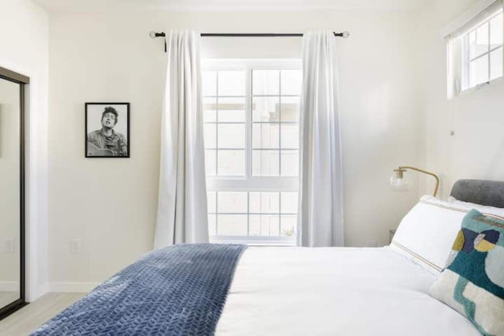 Photo of Bedroom in North Hollywood