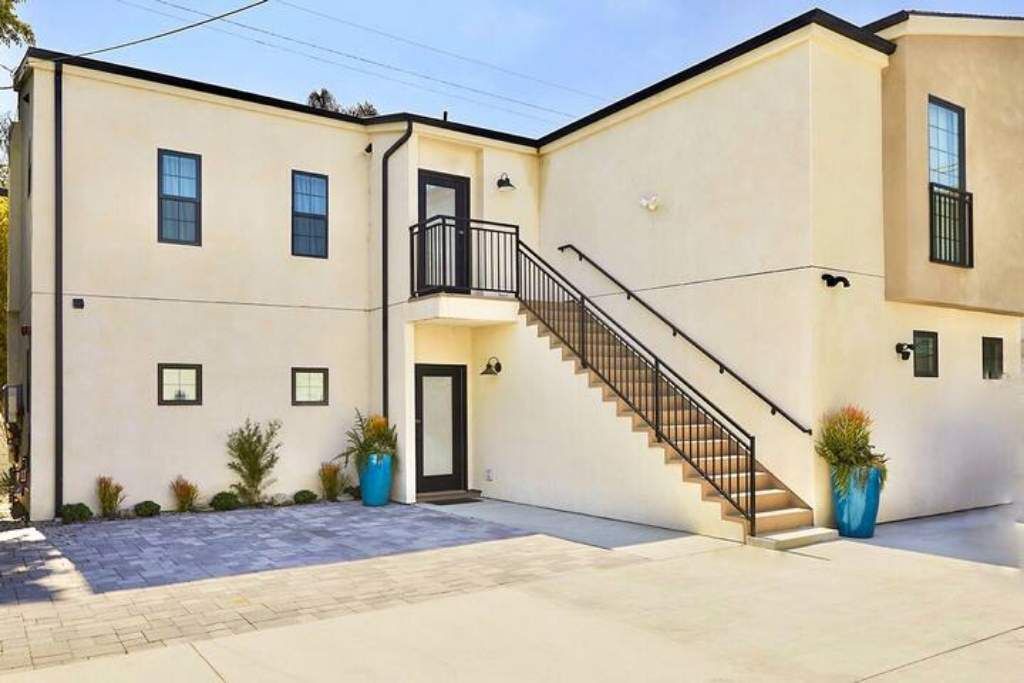 Photo of Outdoor in North Hollywood