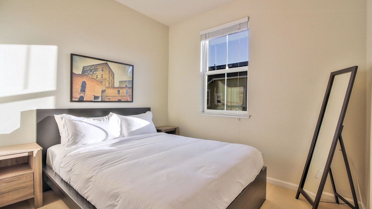 Photo of Bedroom in Newhall