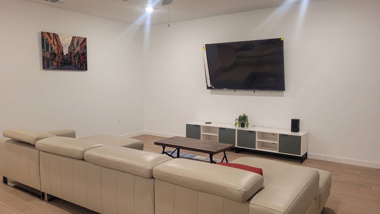Photo of Livingroom in Visalia