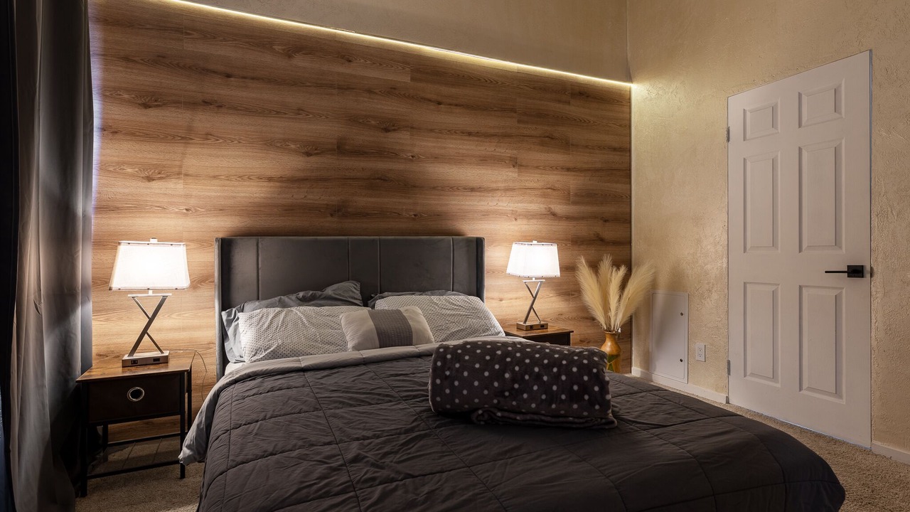 Photo of Bedroom in Pacific - Edison