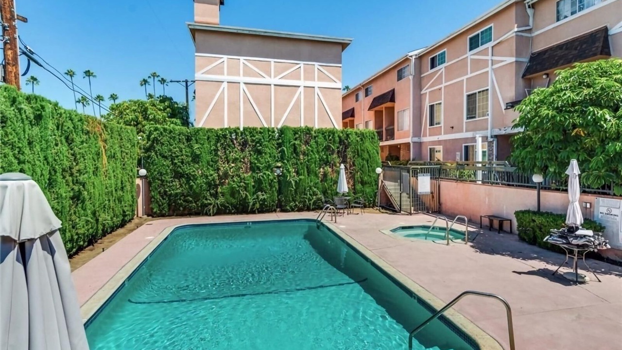 Photo of Outdoor in Pacific - Edison