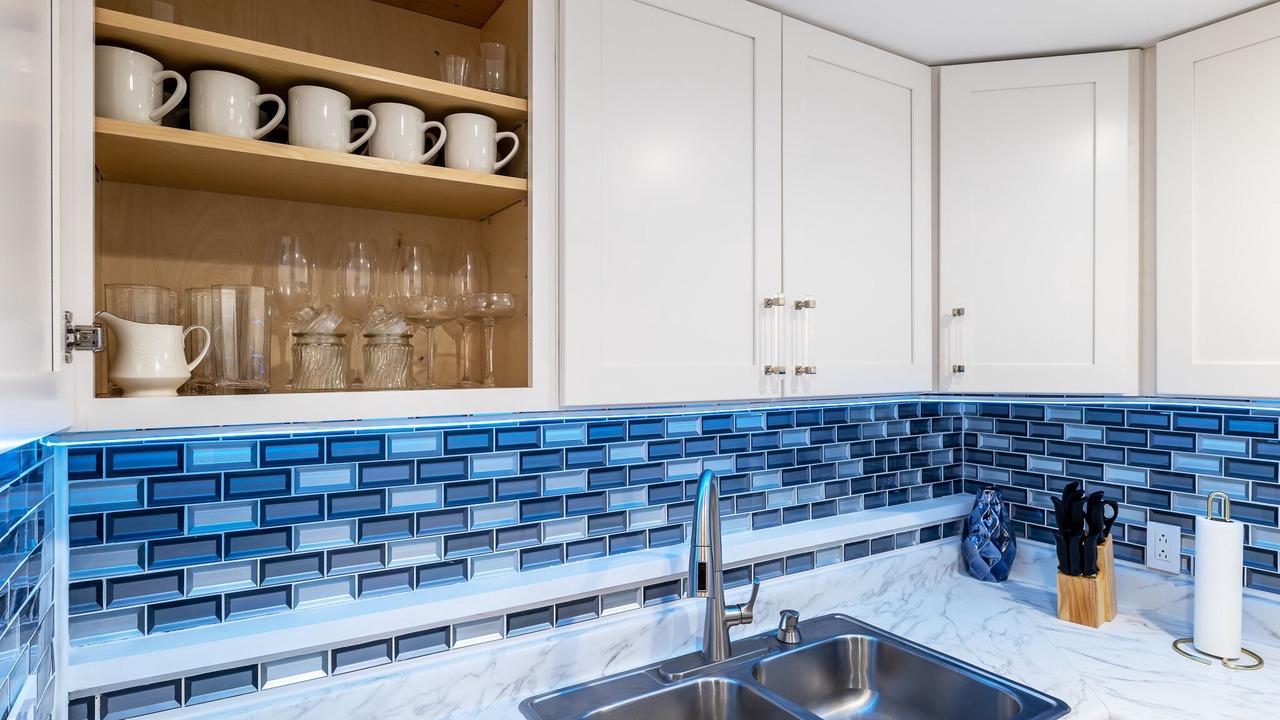 Photo of Kitchen in Pacific - Edison