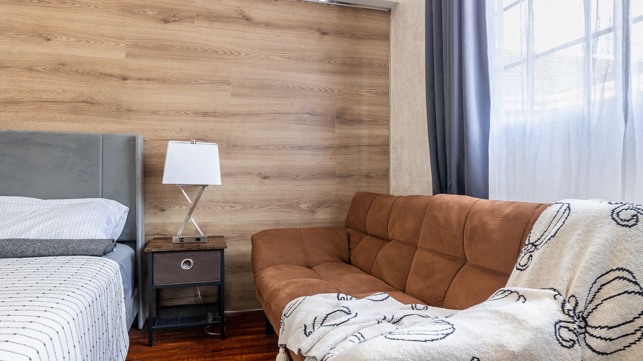 Photo of Bedroom in Pacific - Edison
