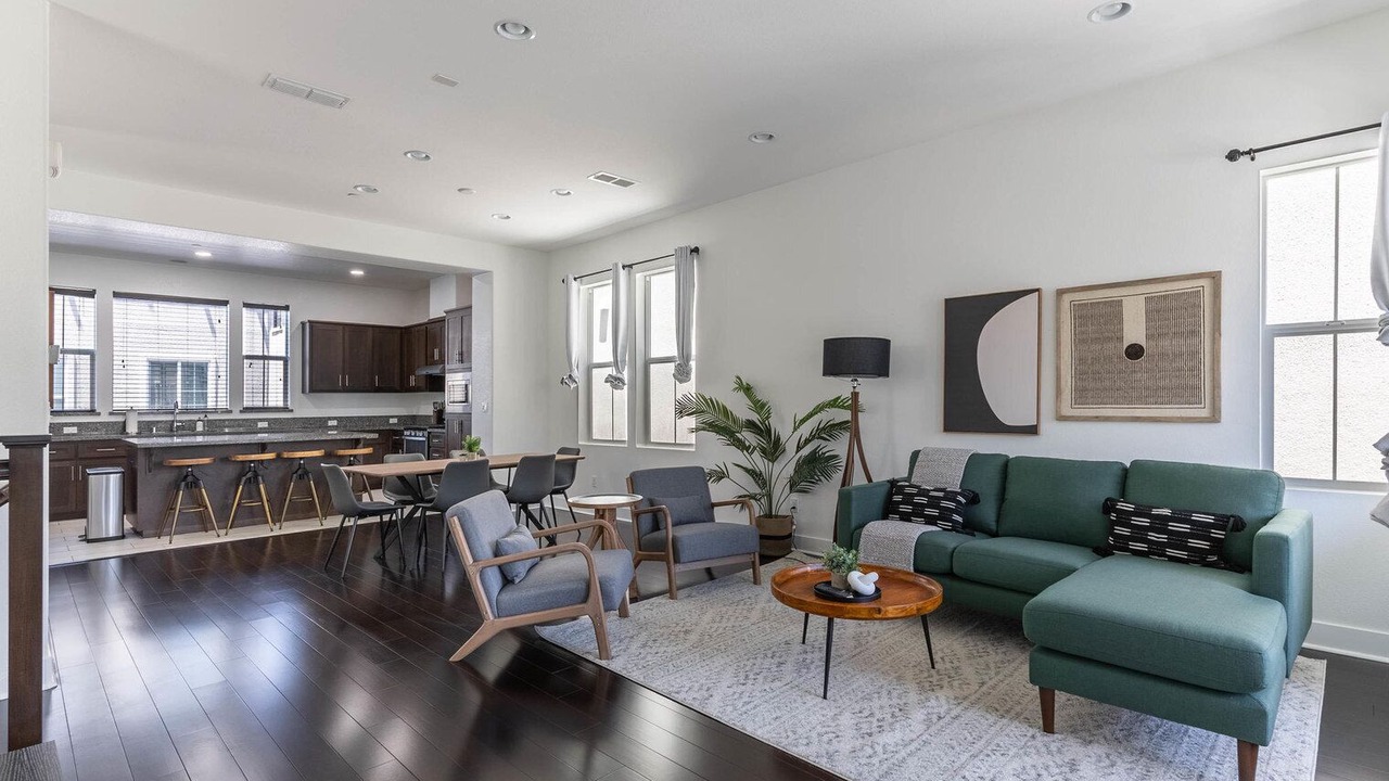 Photo of Livingroom in Newark