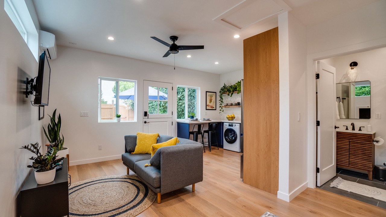 Photo of Livingroom in Lake Balboa