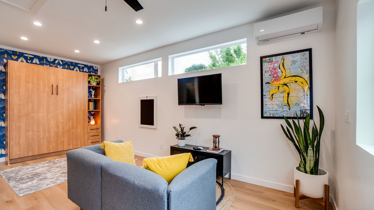 Photo of Livingroom in Lake Balboa