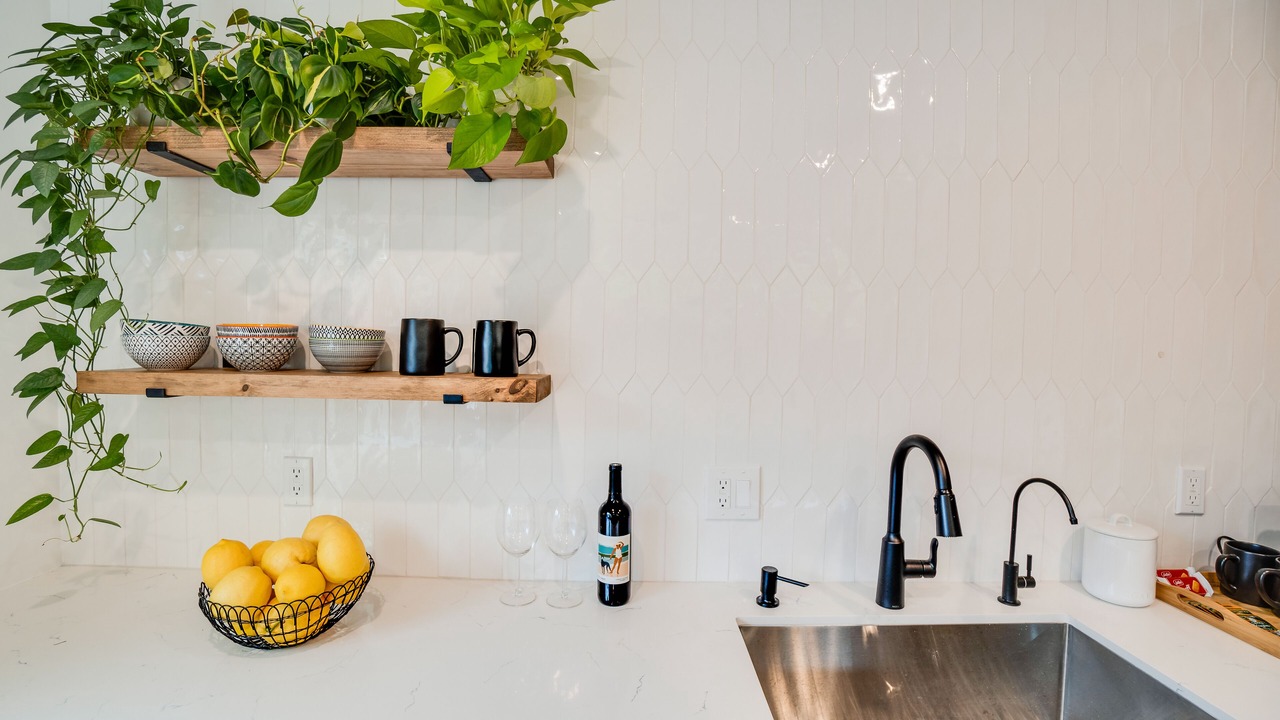 Photo of Kitchen in Lake Balboa