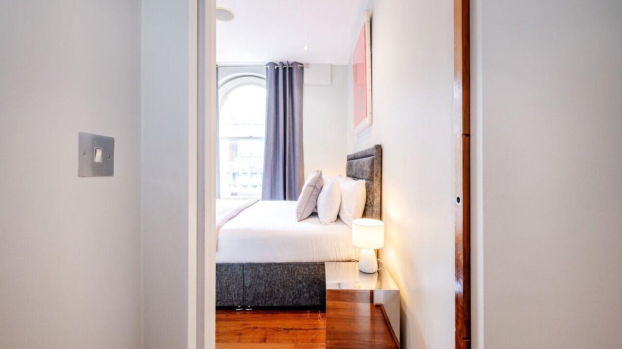 Photo of Bedroom in Queen's Gate