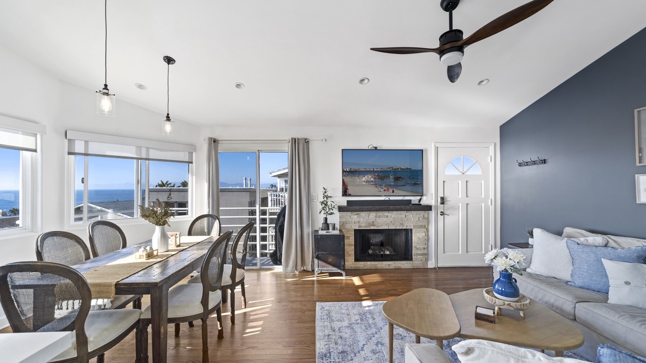 Photo of Livingroom in El Segundo