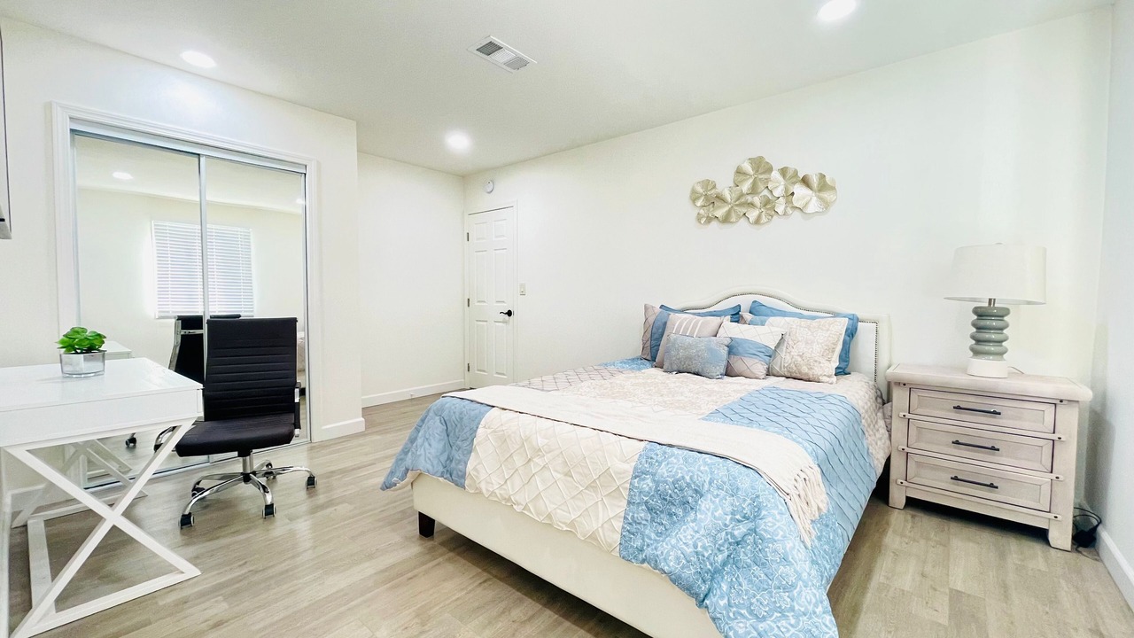 Photo of Bedroom in Mayflower Village