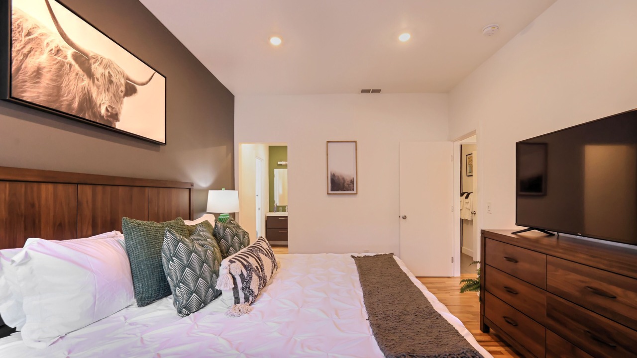 Photo of Bedroom in Santa Ana