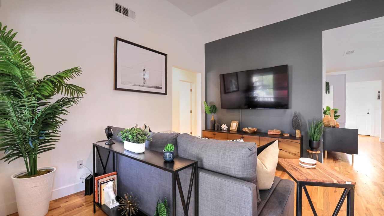 Photo of Livingroom in Santa Ana