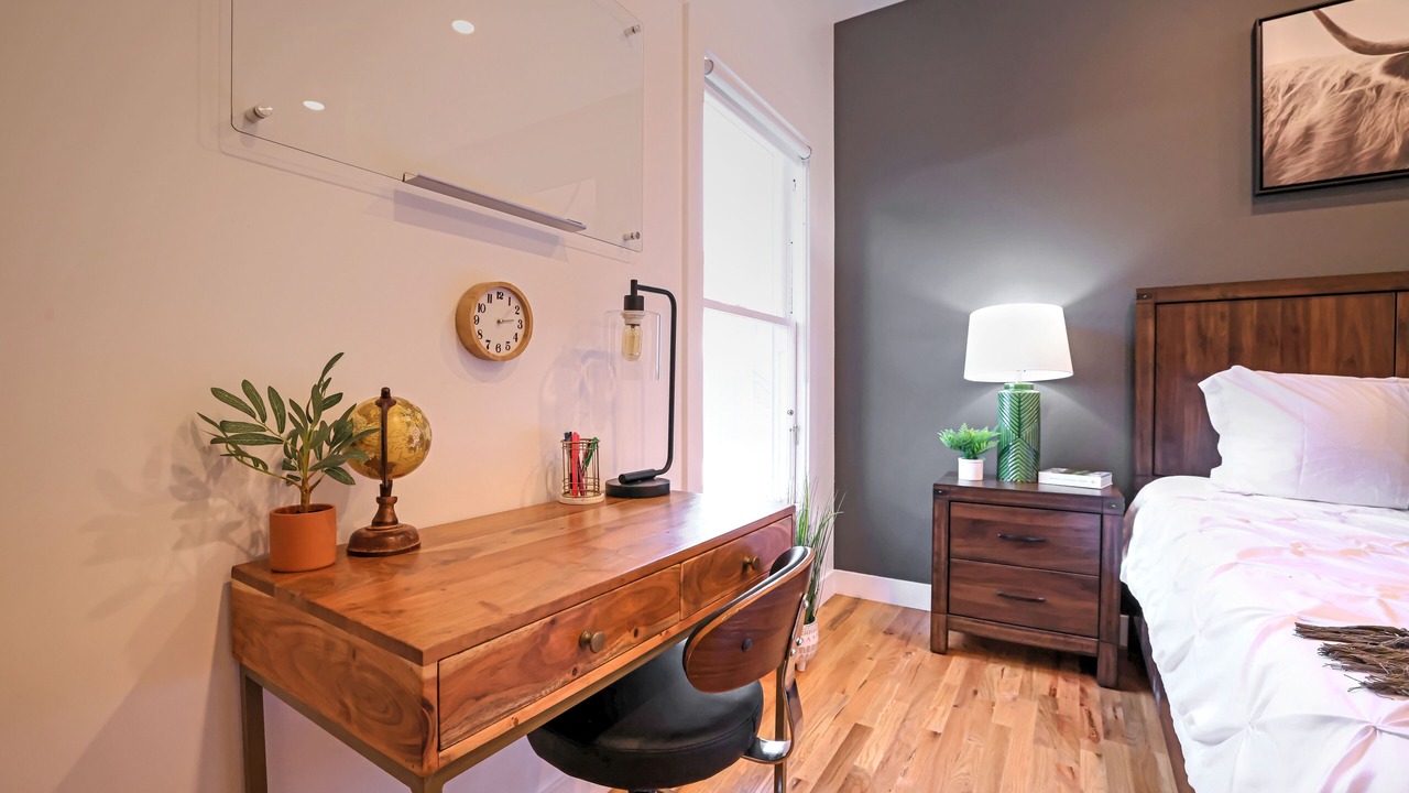 Photo of Bedroom in Santa Ana