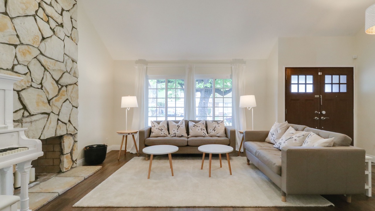 Photo of Livingroom in Monterey Park