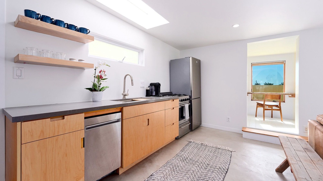 Photo of Kitchen in Eastern Malibu