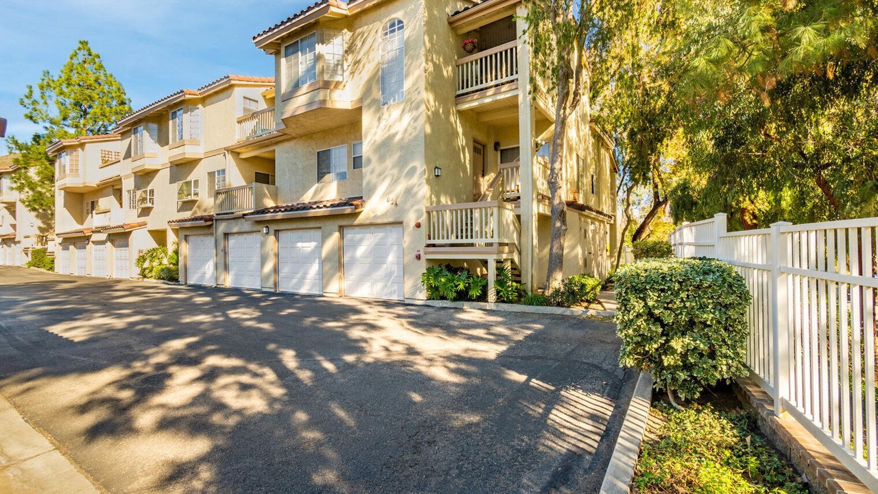 Photo of Outdoor in Oak Park
