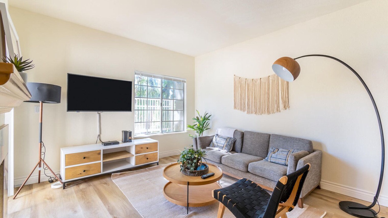 Photo of Livingroom in Oak Park