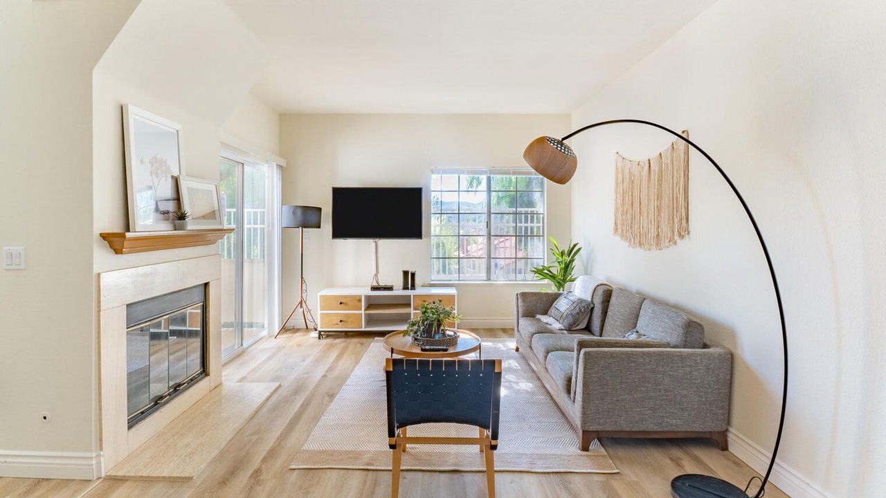 Photo of Livingroom in Oak Park