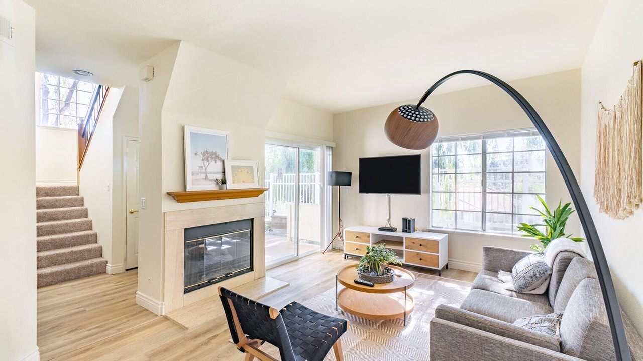 Photo of Livingroom in Oak Park