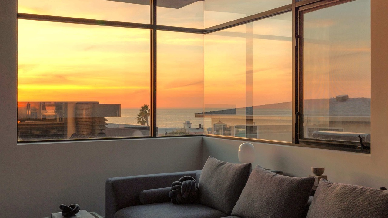 Photo of Bedroom in The Strand