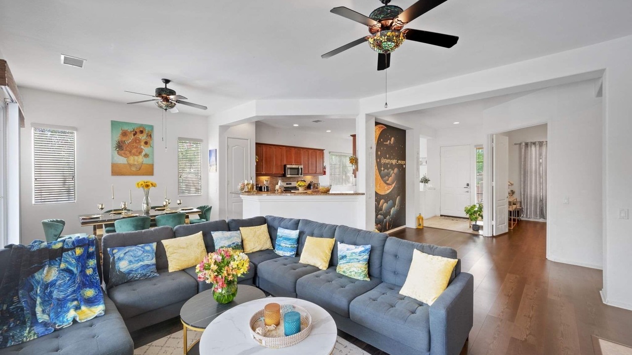 Photo of Livingroom in Desert Hot Springs