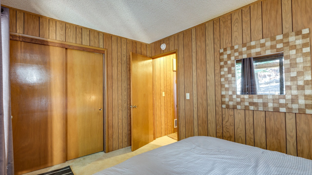 Photo of Bedroom in Pinecrest