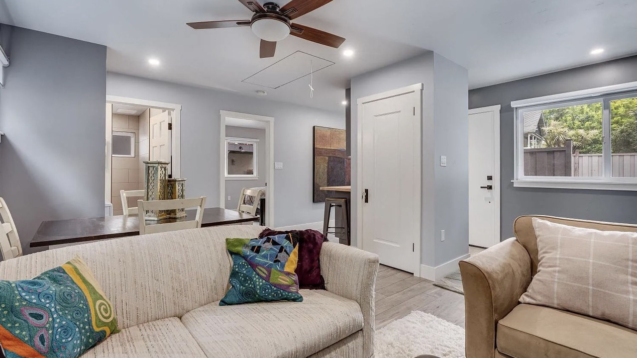 Photo of Livingroom in Napa